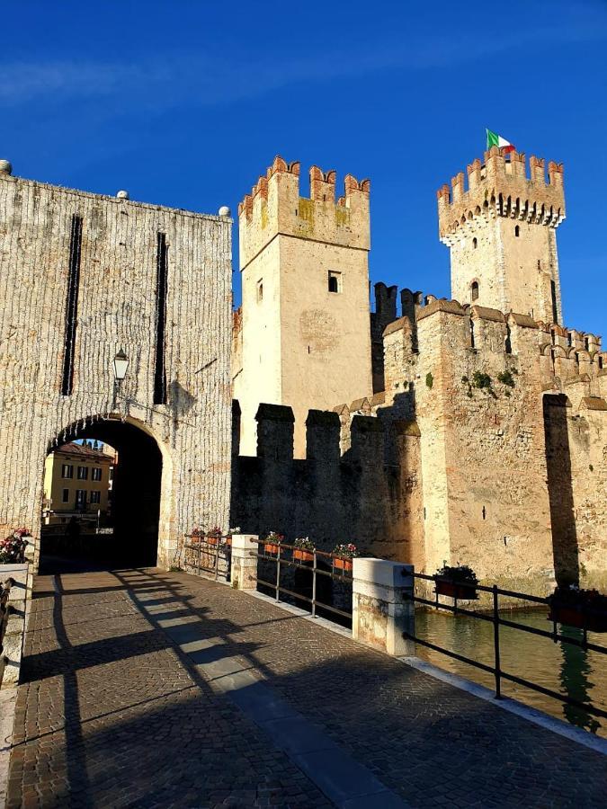 Appartamento Casa della Regina Sirmione Esterno foto