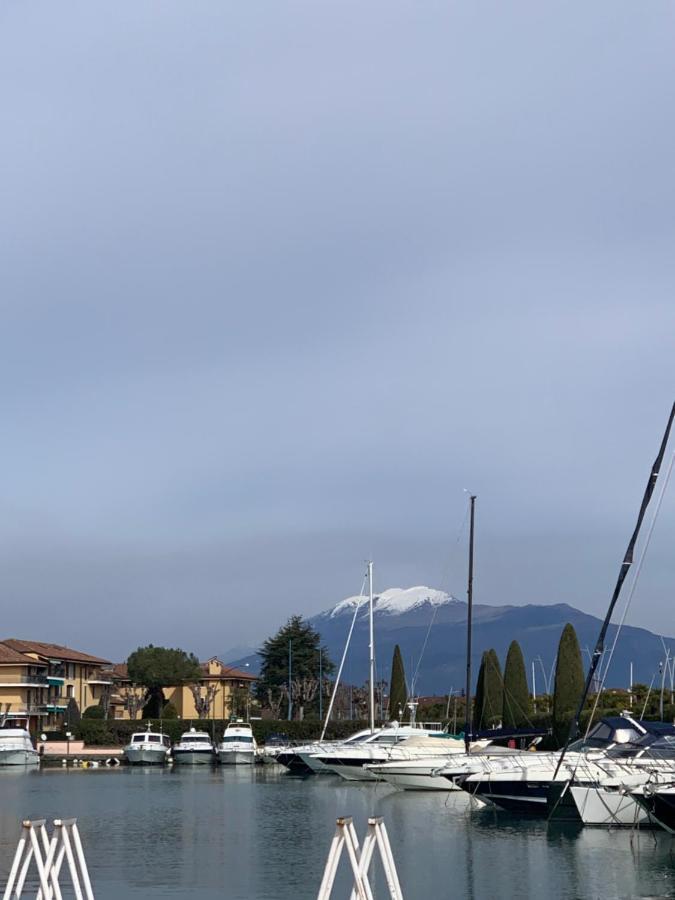Appartamento Casa della Regina Sirmione Esterno foto